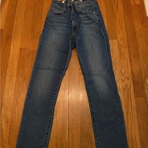 Joe’s Jeans Women’s Straight Jeans in Wilbur Wash size 26